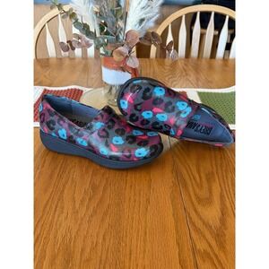 Greys Anatomy Softwalk Prof Clogs Leopard Print Slip Resistant Shoes sz 7.5 / 38